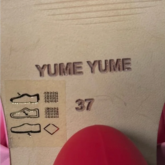 yume yume pink heart heels